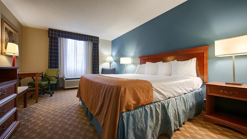 Best Western Dutch Valley Inn New Philadelphia Esterno foto